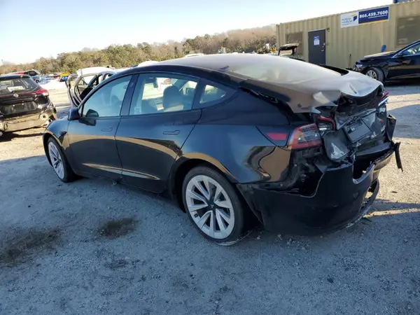 5YJ3E1EA6PF434697 2023 TESLA MODEL 3 - Image 2