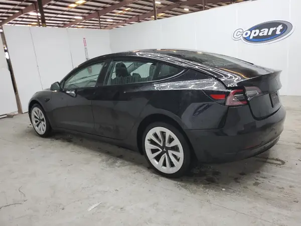 5YJ3E1EA6PF434957 2023 TESLA MODEL 3 - Image 2