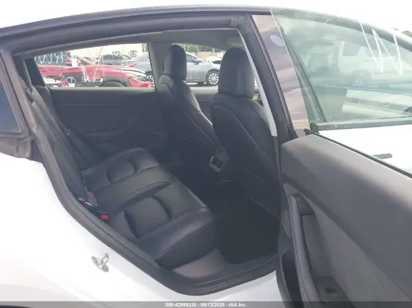 5YJ3E1EA6PF435719 2023 TESLA MODEL 3 - Image 8
