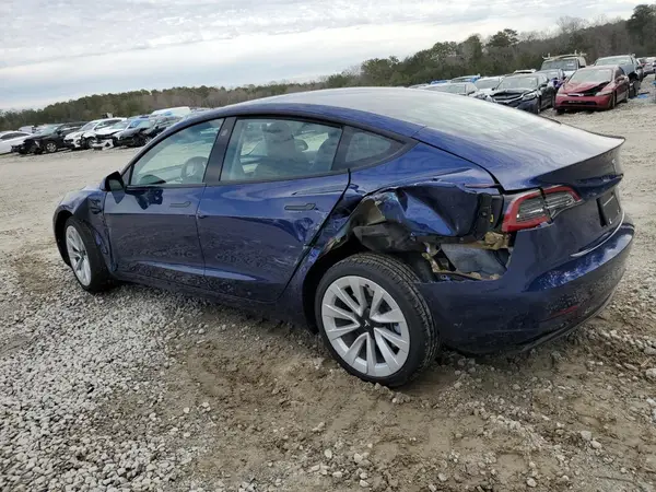 5YJ3E1EA6PF436787 2023 TESLA MODEL 3 - Image 2