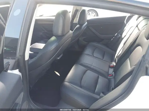 5YJ3E1EA6PF437714 2023 TESLA MODEL 3 - Image 8