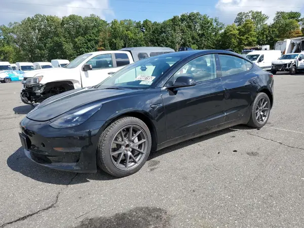 5YJ3E1EA6PF438121 2023 TESLA MODEL 3 - Image 1
