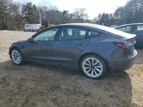 5YJ3E1EA6PF438474 2023 TESLA MODEL 3 - Image 2