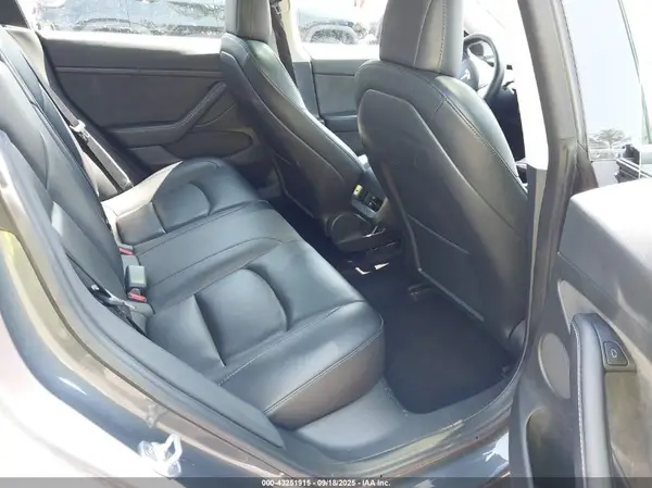 5YJ3E1EA6PF448065 2023 TESLA MODEL 3 - Image 8
