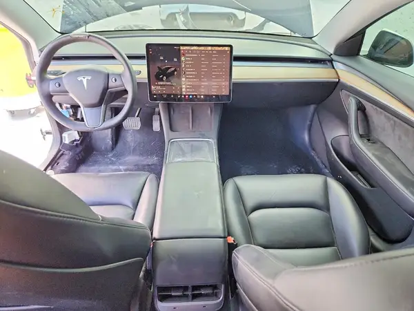 5YJ3E1EA6PF449233 2023 TESLA MODEL 3 - Image 8