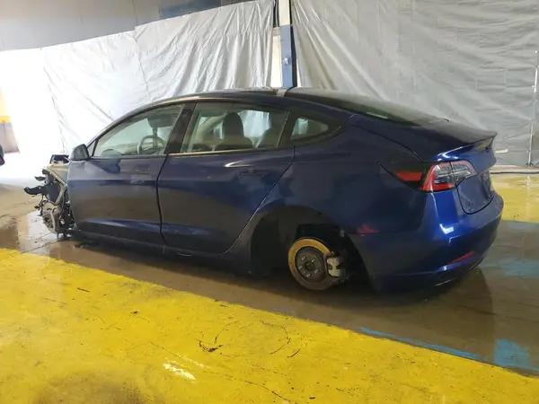 5YJ3E1EA6PF453136 2023 TESLA MODEL 3 - Image 2