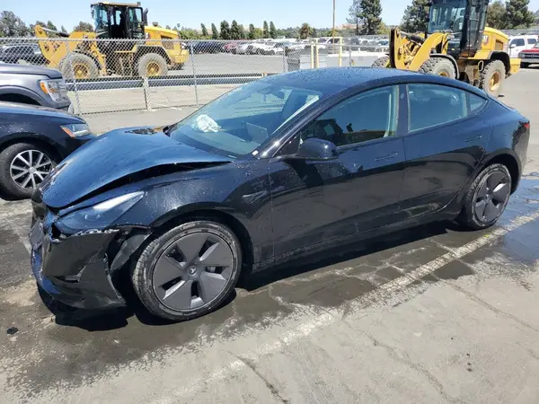 5YJ3E1EA6PF453959 2023 TESLA MODEL 3 - Image 1