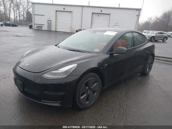5YJ3E1EA6PF454285 2023 TESLA MODEL 3 - Image 2