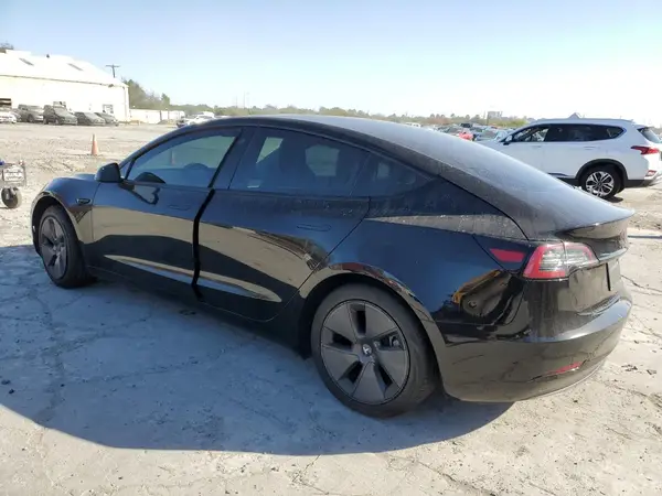 5YJ3E1EA6PF455890 2023 TESLA MODEL 3 - Image 2