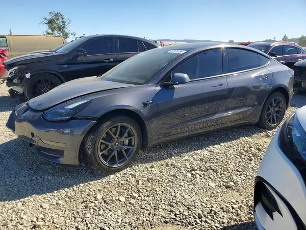 5YJ3E1EA6PF456330 2023 TESLA MODEL 3 - Image 1