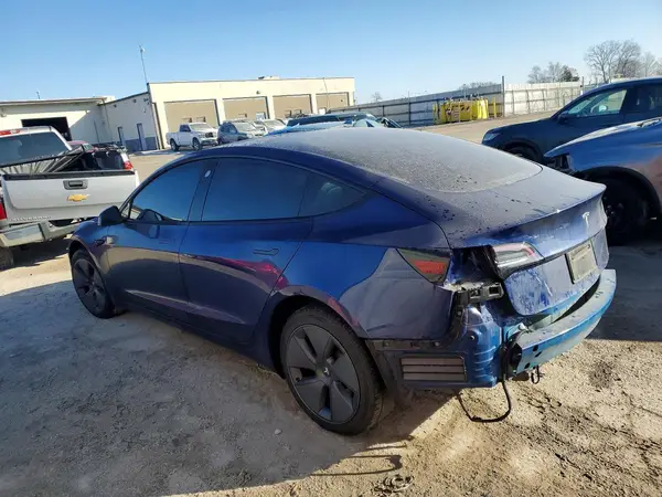 5YJ3E1EA6PF457431 2023 TESLA MODEL 3 - Image 2