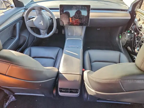 5YJ3E1EA6PF459146 2023 TESLA MODEL 3 - Image 8