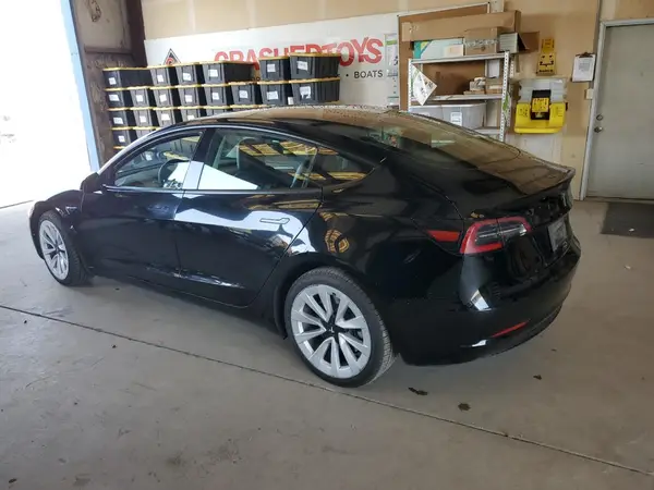5YJ3E1EA6PF459339 2023 TESLA MODEL 3 - Image 2