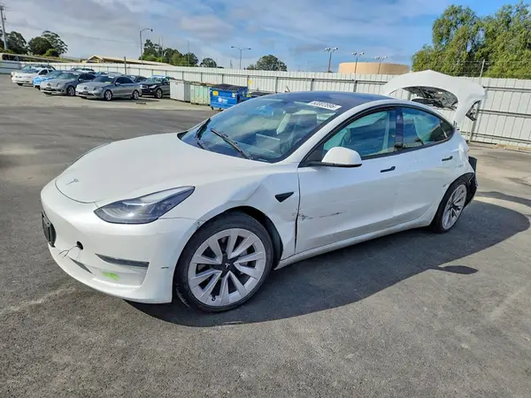5YJ3E1EA6PF459793 2023 TESLA MODEL 3 - Image 1