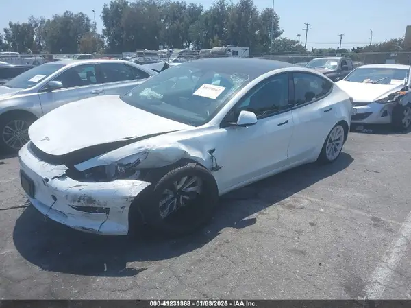 5YJ3E1EA6PF460054 2023 TESLA MODEL 3 - Image 2