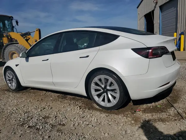 5YJ3E1EA6PF460233 2023 TESLA MODEL 3 - Image 2