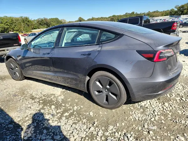 5YJ3E1EA6PF461737 2023 TESLA MODEL 3 - Image 2