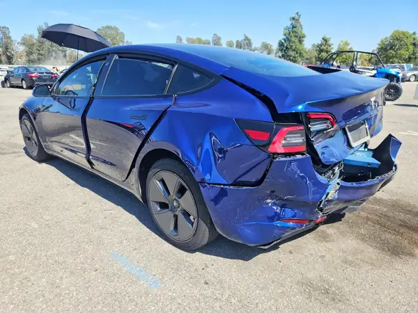 5YJ3E1EA6PF463312 2023 TESLA MODEL 3 - Image 2