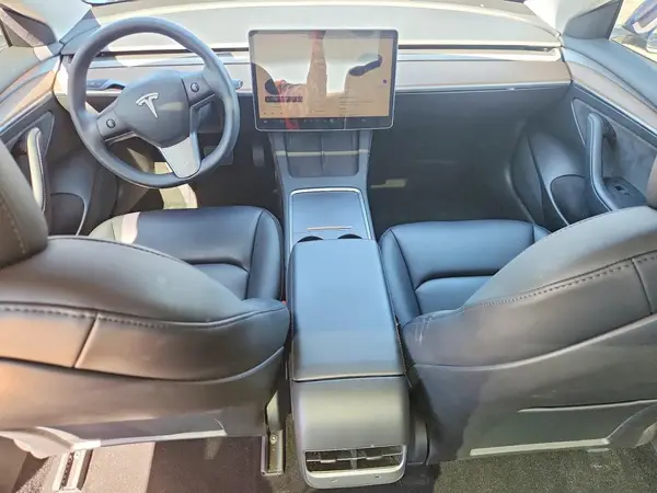 5YJ3E1EA6PF463312 2023 TESLA MODEL 3 - Image 8