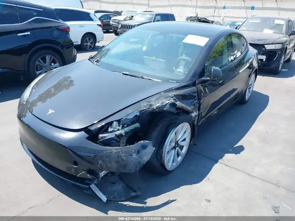 5YJ3E1EA6PF467358 2023 TESLA MODEL 3 - Image 2