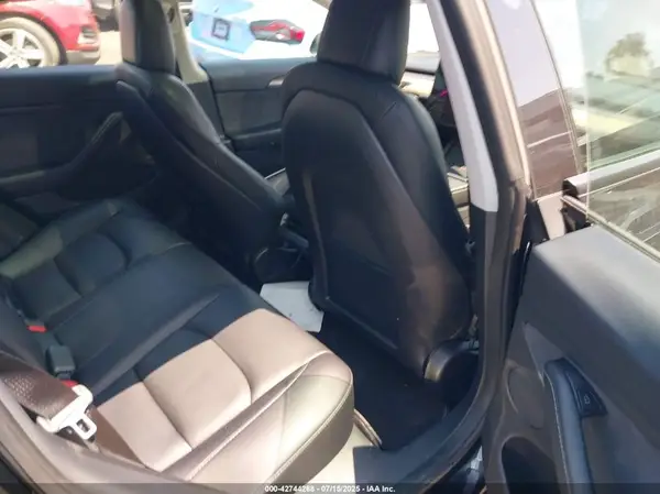 5YJ3E1EA6PF467358 2023 TESLA MODEL 3 - Image 8