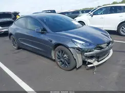 5YJ3E1EA6PF470776 2023 TESLA MODEL 3