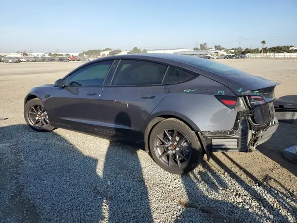 5YJ3E1EA6PF471099 2023 TESLA MODEL 3 - Image 2