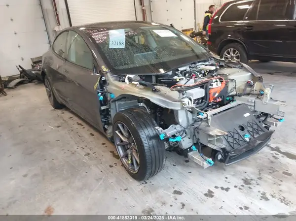 5YJ3E1EA6PF474035 2023 TESLA MODEL 3 - Image 1