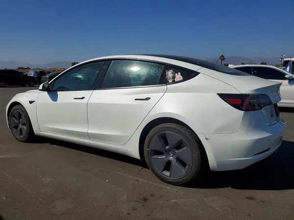 5YJ3E1EA6PF475010 2023 TESLA MODEL 3 - Image 2