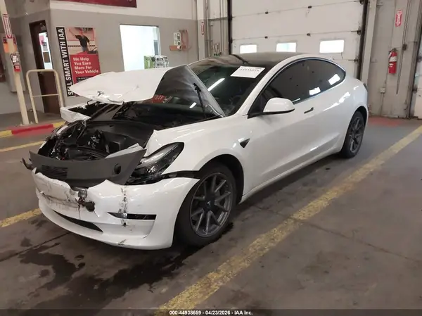 5YJ3E1EA6PF475346 2023 TESLA MODEL 3 - Image 2