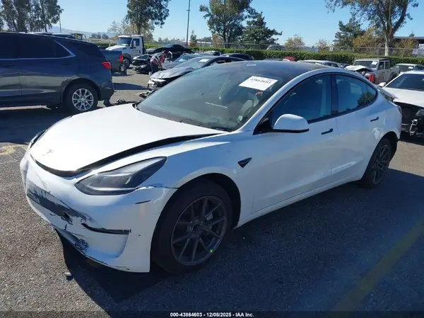5YJ3E1EA6PF479414 2023 TESLA MODEL 3 - Image 2