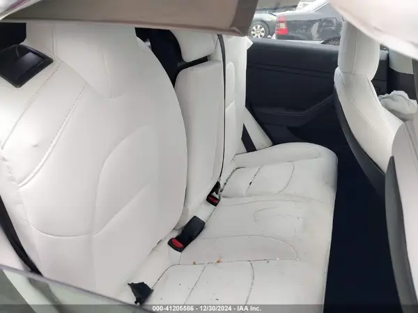 5YJ3E1EA6PF480000 2023 TESLA MODEL 3 - Image 8