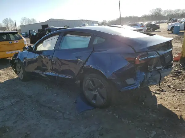 5YJ3E1EA6PF484077 2023 TESLA MODEL 3 - Image 2