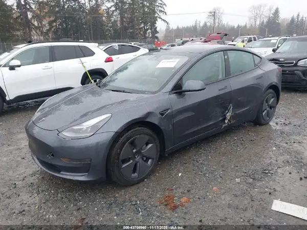 5YJ3E1EA6PF485827 2023 TESLA MODEL 3 - Image 2