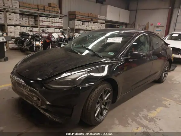 5YJ3E1EA6PF486766 2023 TESLA MODEL 3 - Image 2