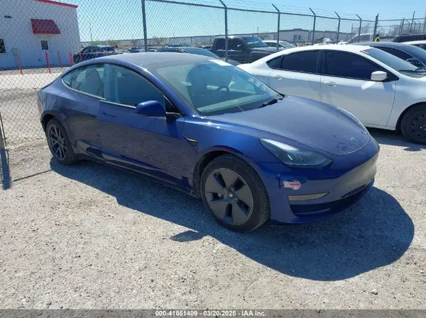 5YJ3E1EA6PF492180 2023 TESLA MODEL 3 - Image 1