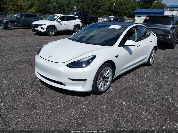 5YJ3E1EA6PF495323 2023 TESLA MODEL 3 - Image 2