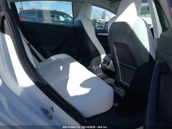 5YJ3E1EA6PF495631 2023 TESLA MODEL 3 - Image 8