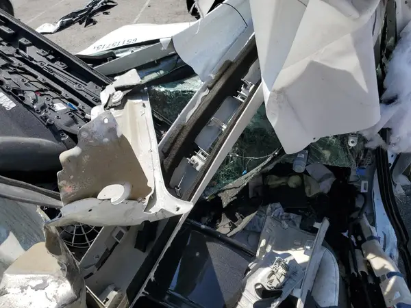 5YJ3E1EA6PF495998 2023 TESLA MODEL 3 - Image 8