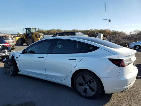 5YJ3E1EA6PF500889 2023 TESLA MODEL 3 - Image 2