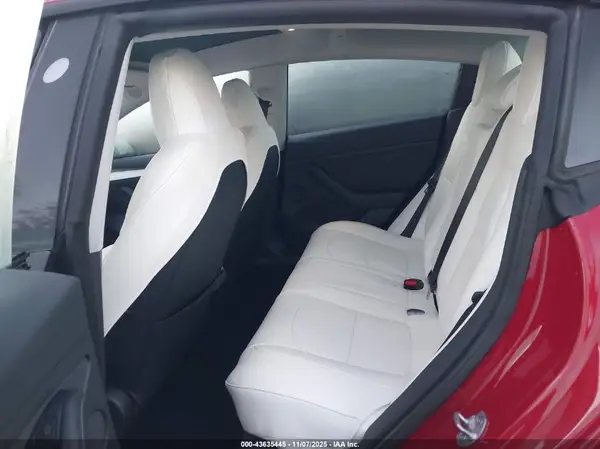 5YJ3E1EA6PF504893 2023 TESLA MODEL 3 - Image 8