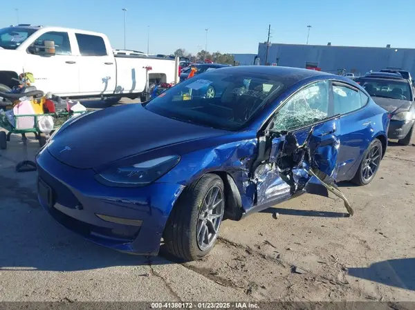 5YJ3E1EA6PF505252 2023 TESLA MODEL 3 - Image 2