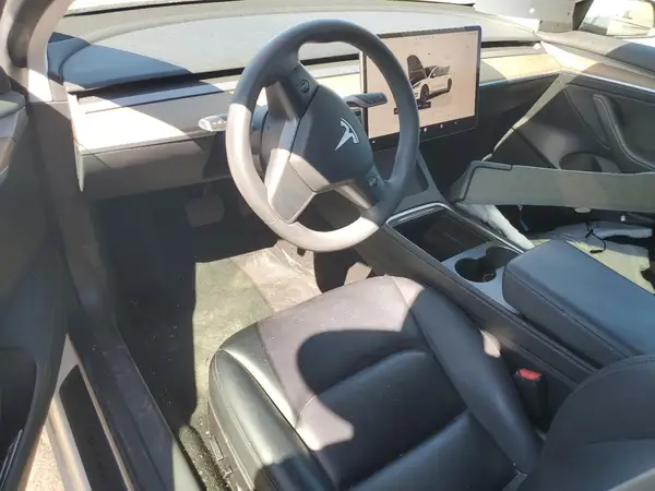 5YJ3E1EA6PF512881 2023 TESLA MODEL 3 - Image 8