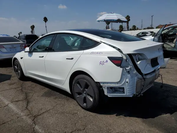 5YJ3E1EA6PF518843 2023 TESLA MODEL 3 - Image 2