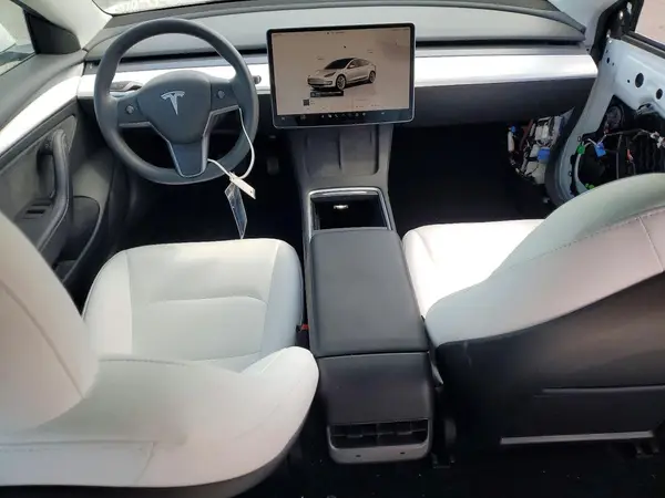 5YJ3E1EA6PF519586 2023 TESLA MODEL 3 - Image 8
