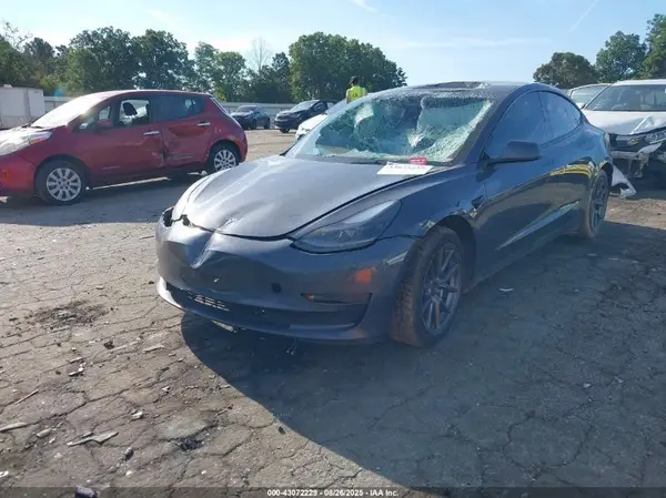 5YJ3E1EA6PF542687 2023 TESLA MODEL 3 - Image 2