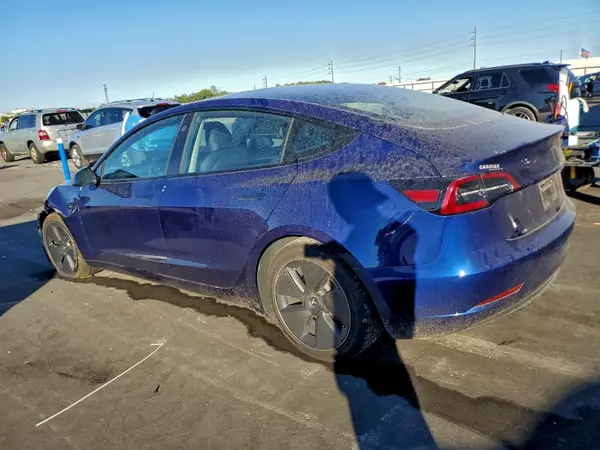 5YJ3E1EA6PF542785 2023 TESLA MODEL 3 - Image 2