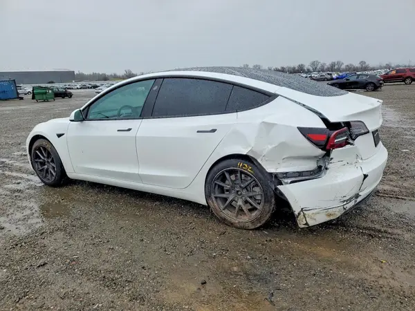 5YJ3E1EA6PF542950 2023 TESLA MODEL 3 - Image 2