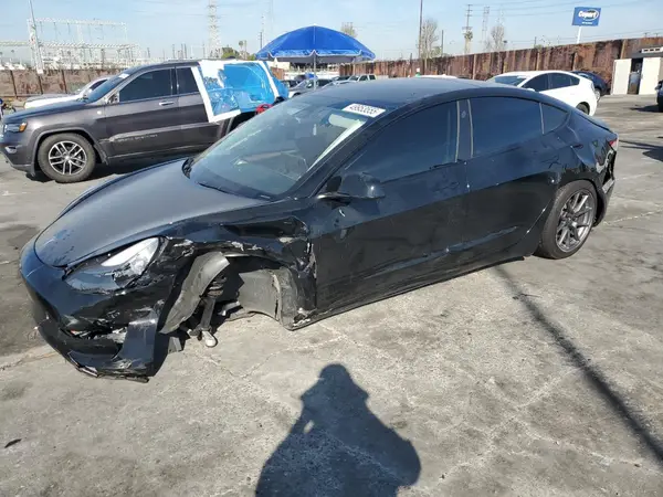 5YJ3E1EA6PF546643 2023 TESLA MODEL 3 - Image 1