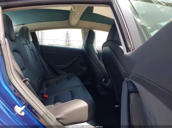5YJ3E1EA6PF547209 2023 TESLA MODEL 3 - Image 8